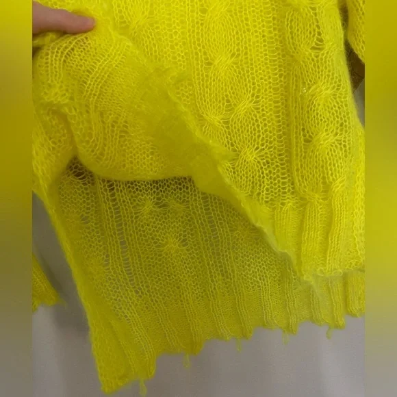 Anthropologie Yellow Sweater Size XXS - Picture 3 of 6